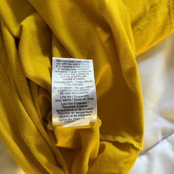 Men’s size 3 Physco Bunny Tshirt. Like new condition. - Picture 7 of 7